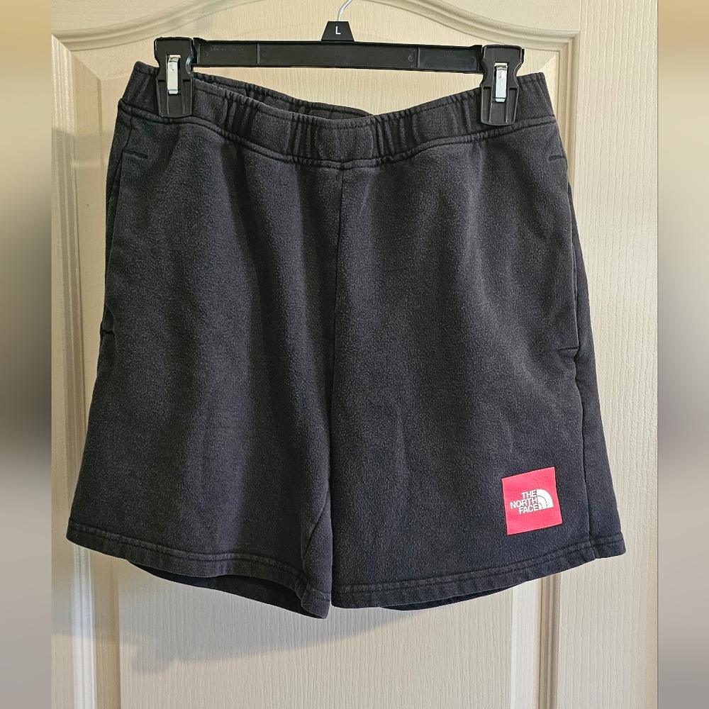 The North Face Boys XL 18/20 Black Sweatpant Material Comfortable Shorts